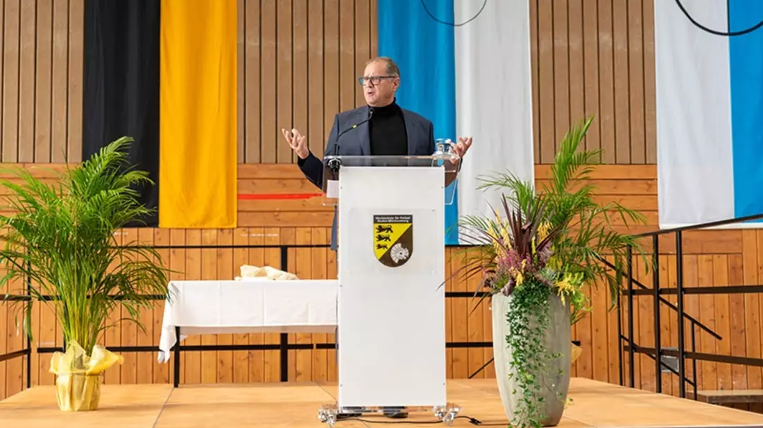 POL-HfPolBW: Begrüßung der neuen Studienjahrgänge - Bild: presseportal.de