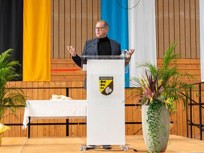 POL-HfPolBW: Begrüßung der neuen Studienjahrgänge - Foto: presseportal.de