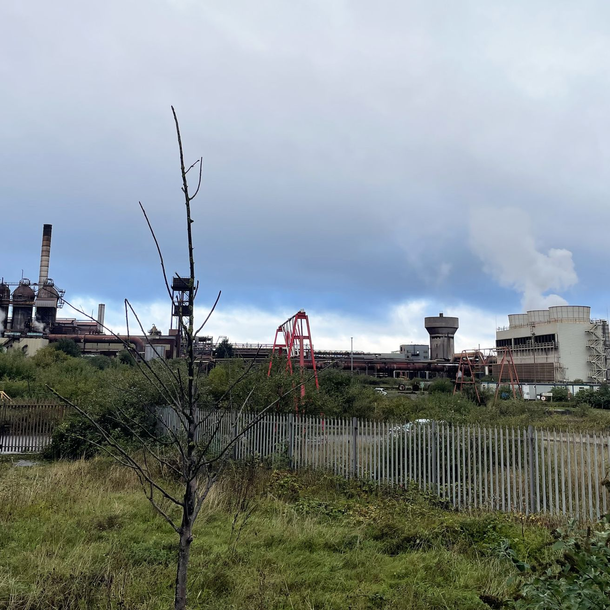 Ein weiteres Stück Industriegeschichte: Der letzte Hochofen der Stahlwerke im walisischen Port Talbot wird abgeschaltet. - Foto: George Thompson/PA Wire/dpa