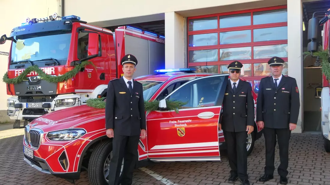 FW Stockach: Fahrzeugweihe der neuen Einsatzfahrzeuge der Feuerwehr Stockach - Bild: presseportal.de