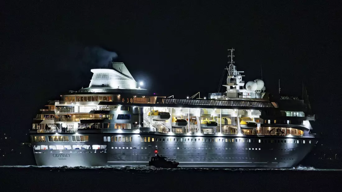 Kabinen der Villa Vie Odyssey wurden auch zum Kauf angeboten. - Bild: Liam Mcburney/PA Wire/dpa