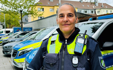 POL-SU: Neue Bezirksdienstbeamtin fĂŒr Neunkirchen-Seelscheid - Foto: presseportal.de POL-SU: Neue Bezirksdienstbeamtin fĂŒr Neunkirchen-Seelscheid - Foto: presseportal.de