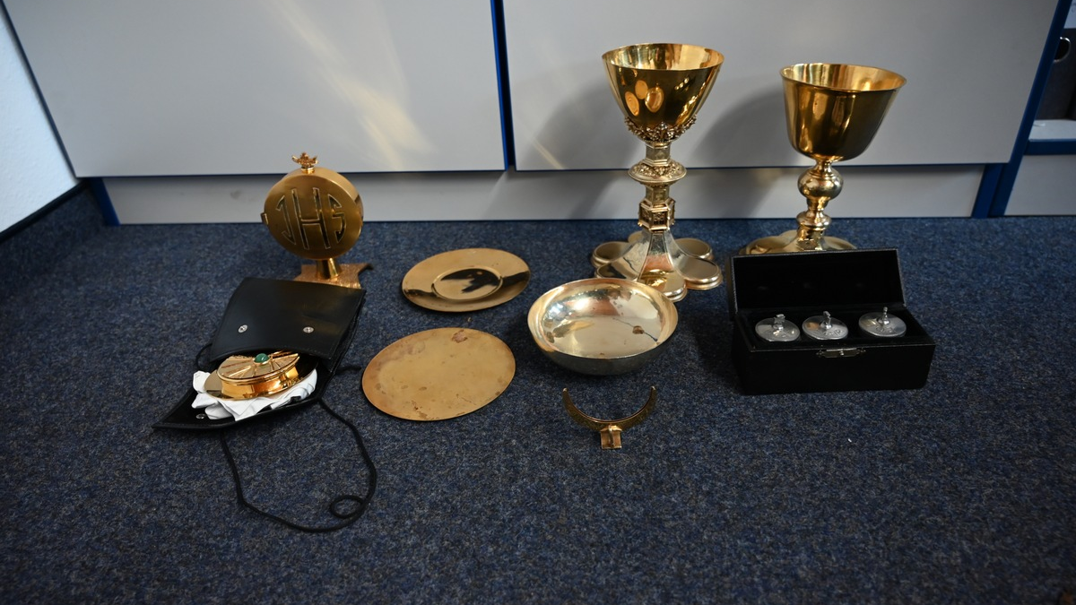 POL-KLE: Goch - Vermeintliches Diebesgut gefunden / Polizei sucht Eigentümer - Foto: presseportal.de