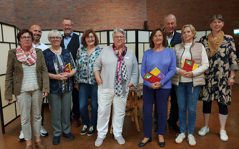 POL-DN: Senioren-Schauspielgruppe sensibilisiert mit Theaterstücken zu Betrugsmaschen - Veranstaltung ein voller Erfolg - Foto: presseportal.de