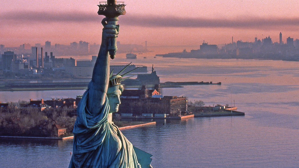 PFISTERER liefert Anschlusstechnologie für Offshore-Windpark vor den Toren New Yorks - Foto: presseportal.de