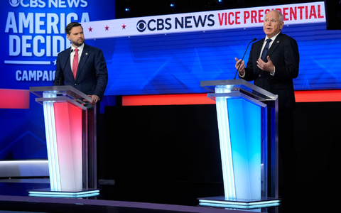 Walz wirbt für strengere Waffengesetze. - Foto: Matt Rourke/AP/dpa