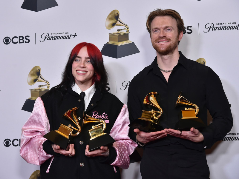 Billie Eilish und ihr Bruder Finneas haben gemeinsam schon viele Preise gewonnen. Im Blickpunkt steht aber eher die Sängerin. (Archivfoto) - Foto: Richard Shotwell/AP/dpa