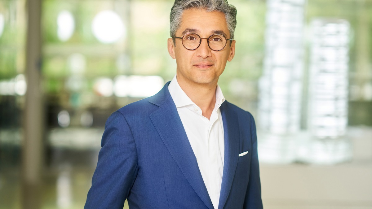 neoshare AG steigt mit neuer Tochtergesellschaft neoshare Real Estate GmbH in die Immobilienberatung ein und verstärkt das Führungsteam mit José Martínez, Spitzenvertreter der Immobilienwirtschaft - Foto: presseportal.de