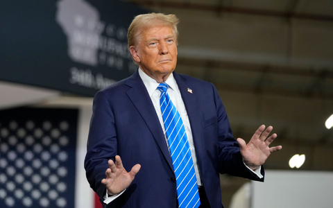 Trump habe seine Zusage zu einem TV-Interview vor der Präsidentenwahl zurückgezogen, teilte der Sender CBS mit. - Foto: Charlie Neibergall/AP/dpa