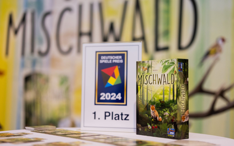 «Mischwald» ist für die Gesellschaftsspiel-Community das beste Spiel in diesem Jahr. - Foto: Rolf Vennenbernd/dpa «Mischwald» ist für die Gesellschaftsspiel-Community das beste Spiel in diesem Jahr. - Foto: Rolf Vennenbernd/dpa
