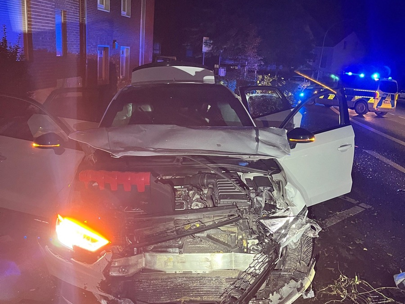 POL-AC: Fahrzeuginsassen nach Verkehrsunfall flüchtig - Foto: presseportal.de