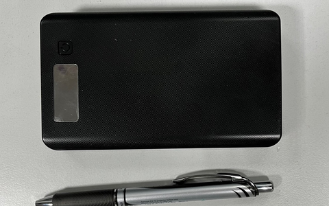 POL-D: Pempelfort - Zivilpolizisten observieren Diebe - Tasche aus Ferrari gestohlen - Einsatz eines Störsenders - Festnahme - Foto: presseportal.de