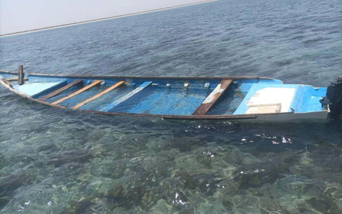 Schmuggler zwangen die Menschen ins Meer und forderten sie auf, an Land zu schwimmen. (Archivbild) - Foto: IOM/International Organization for Migration/AP/dpa