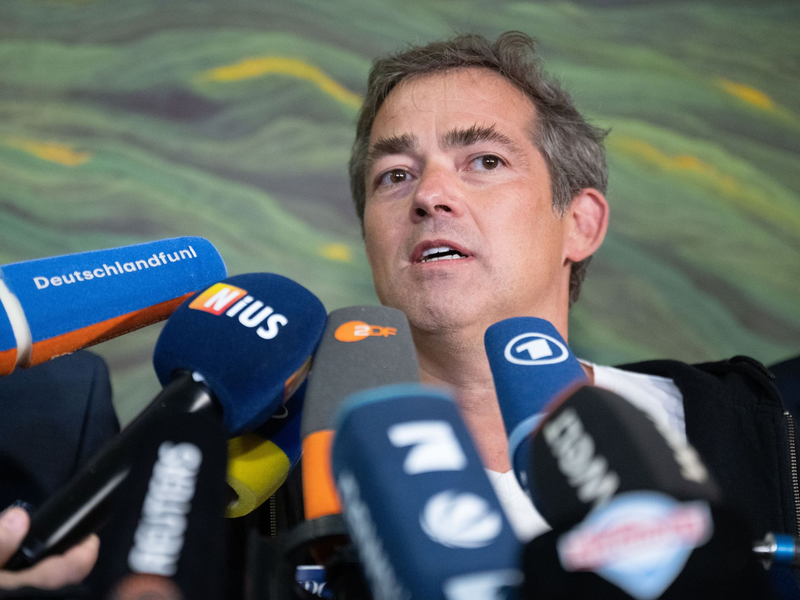 Ballweg wollte eine halbe Million Euro für eigene Zwecke benutzen, sagt die Staatsanwaltschaft.  - Foto: Marijan Murat/dpa