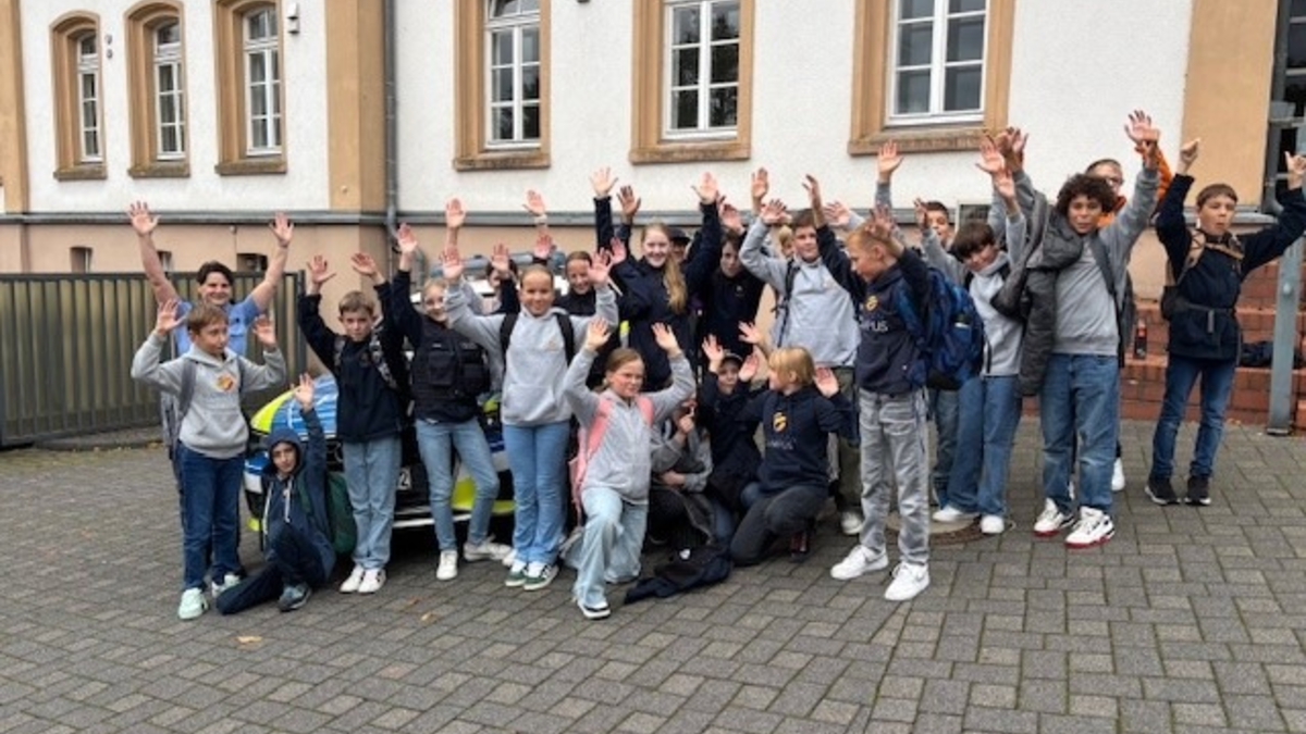 POL-PDMT: Nachwuchswerbung bei der Polizeiinspektion Montabaur 