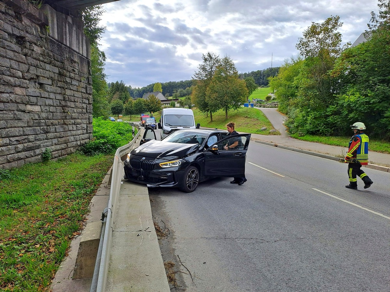 FW Stockach: Verkehrsunfall ausgelöster E-Call - Foto: presseportal.de
