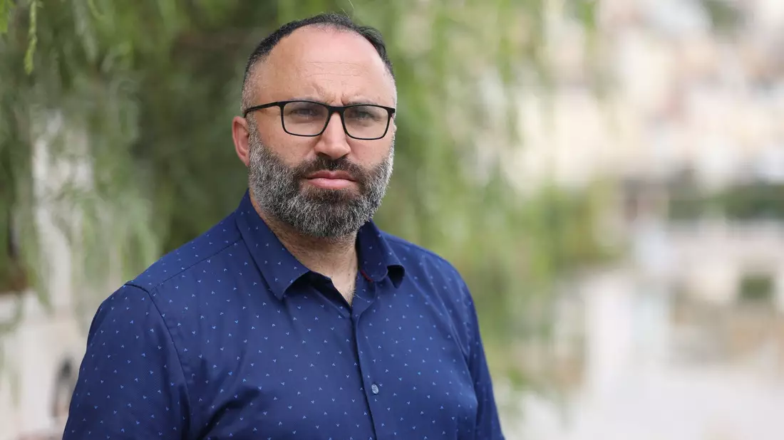 Issa Amro zählt in diesem Jahr zu den Alternativen Nobelpreisträgern. (Archivbild) - Bild: --/Right Livelihood/dpa