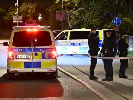 Bereits in der vergangenen Nacht war die Polizei wegen eines Vorfalls vor der israelischen Botschaft ausgerückt. (Illustration) - Foto: Anders Wiklund/TT News Agency/AP/dpa