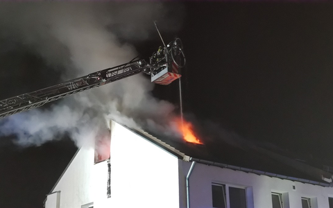 FW Celle: Aktuelle Einsatzmeldung - Wohnungsbrand! - Foto: presseportal.de