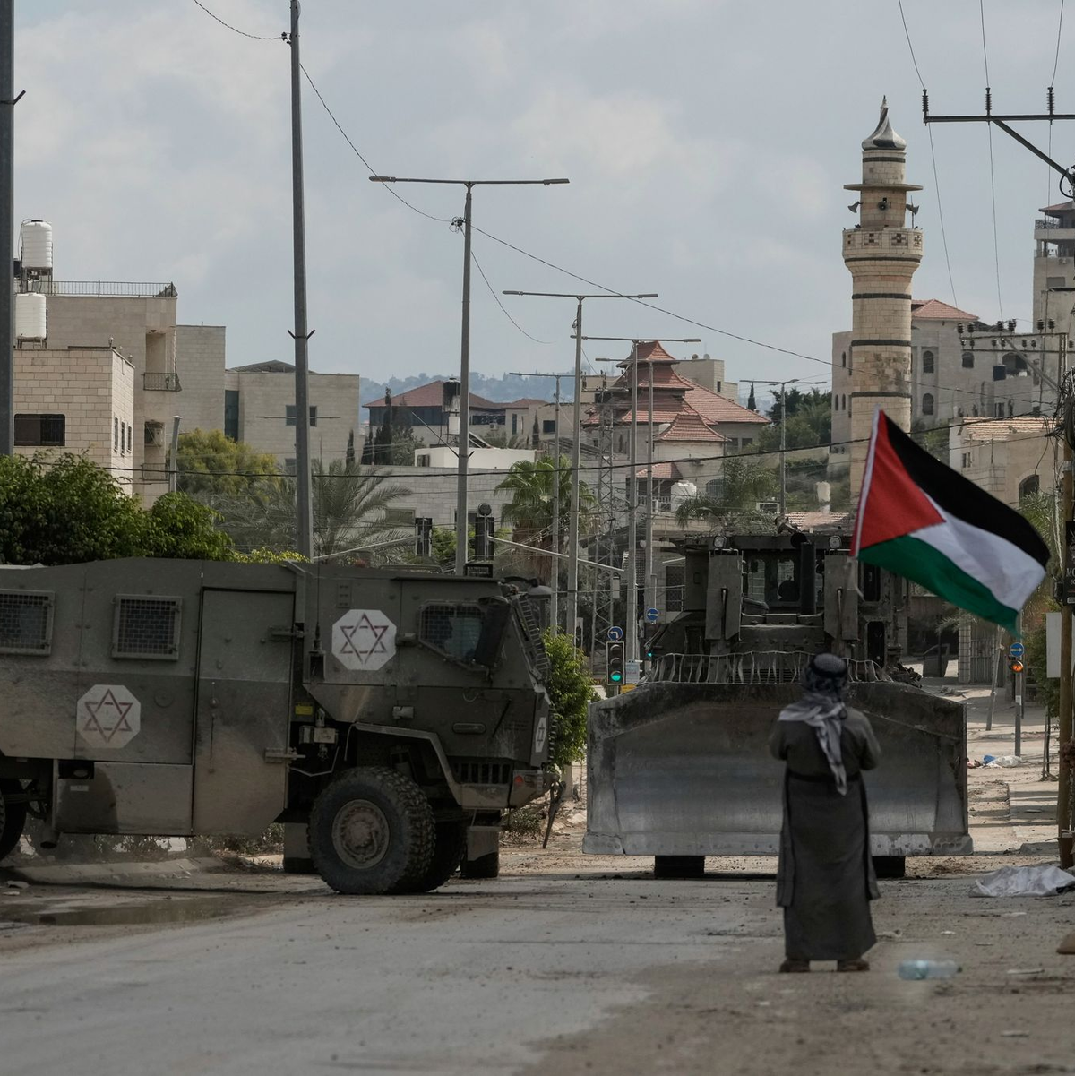 Bei einem israelischen Luftangriff im Westjordanland gab es nach palästinensischen Angaben viele Tote. - Foto: Majdi Mohammed/AP/dpa
