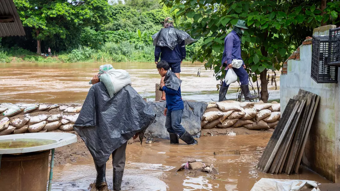 Zum zweiten Mal innerhalb weniger Tage steht die Tempelstadt unter Wasser. - Bild: Pongmanat Tasiri/SOPA Images via ZUMA Press Wire/dpa