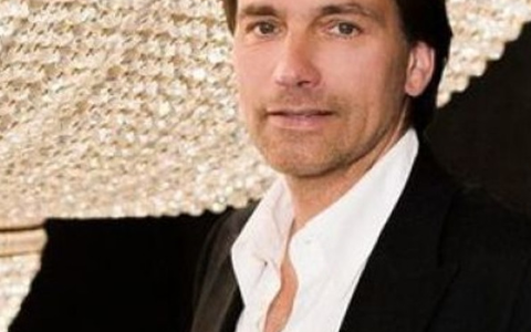 Ähnlichkeit mit Alain Delon - Foto: David Rienau (privat) über pressetext.de