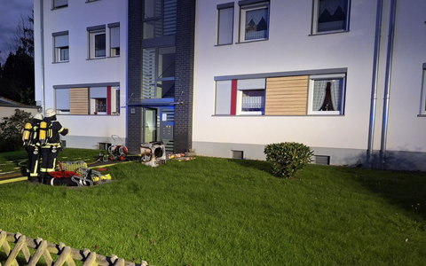 FW Rösrath: Kellerbrand in Mehrfamilienhaus - Foto: presseportal.de