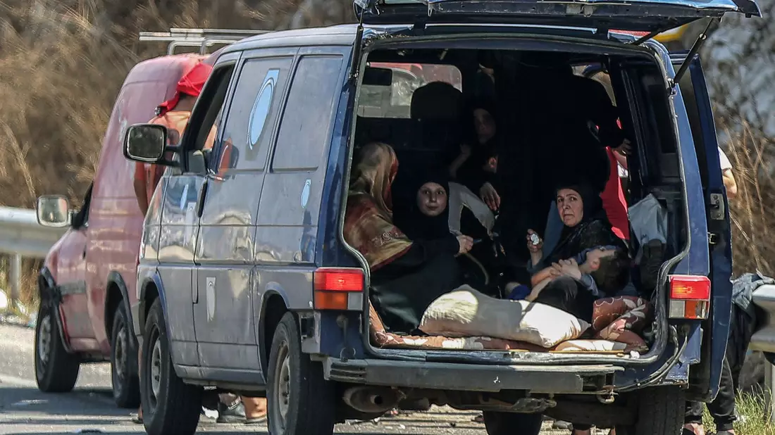 Libanesinnen auf der Flucht. (Archivbild) - Bild: Marwan Naamani/dpa