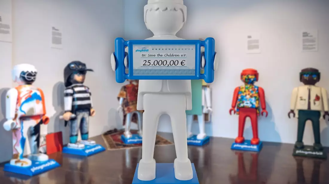 Playmobil-Kunstwerke für über 25.000 Euro versteigert / Alle Erlöse gehen an Save the Children e.V. - Bild: presseportal.de