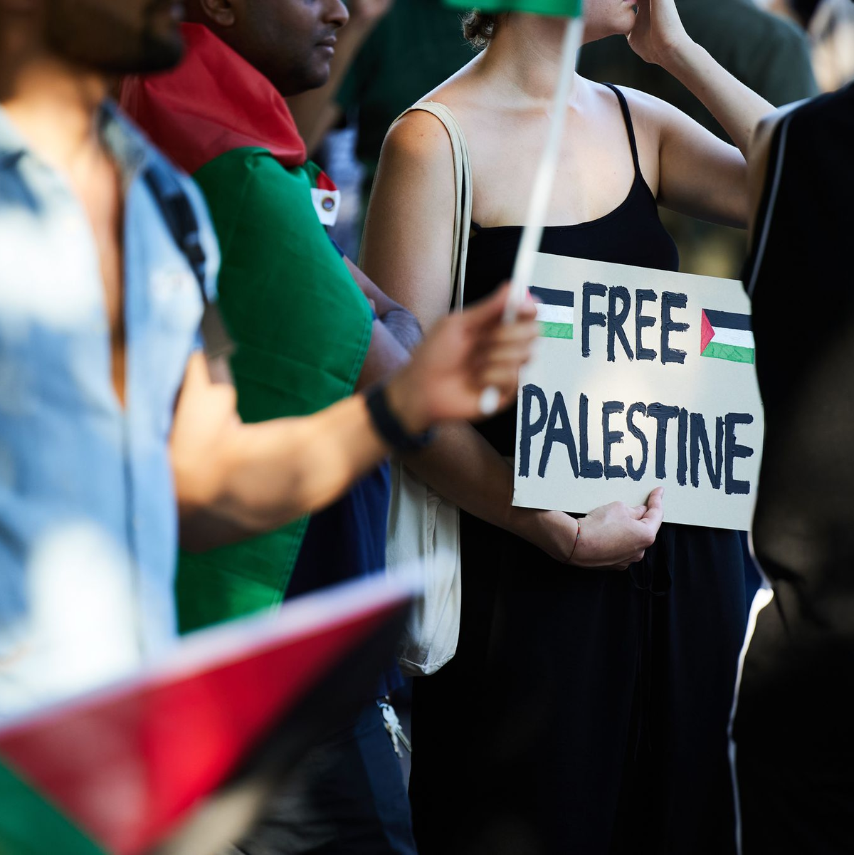 Im Kontext mit dem Gaza-Krieg gibt es in Berlin regelmäßig Demonstrationen. (Archivbild)   - Foto: Jörg Carstensen/dpa
