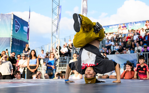 WissenHoch2 in 3sat über den Bewegungssinn und die Kraft von Kollektiven / Mit einer Wissenschaftsdoku und einer Ausgabe von scobel - Foto: presseportal.de