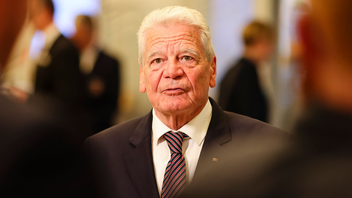 Ist gegen ein AfD-Verbotsverfahren - Ex-Bundespräsident Joachim Gauck. (Archivbild) - Foto: Frank Molter/dpa