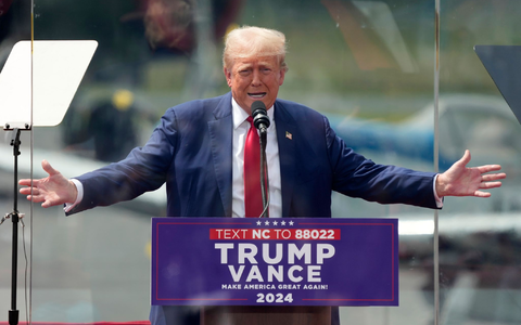 Trump kontert Biden: Israel sollte seiner Ansicht nach Irans Atomanlagen ins Visier nehmen. (Archivbild) - Foto: Chuck Burton/AP/dpa