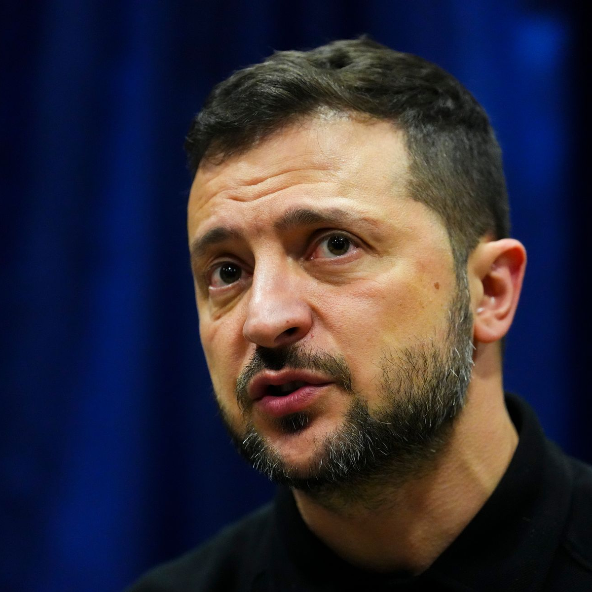 Selenskyj dankte den Menschen in der Region Sumy für die Verteidigung des Gebiets gegen den russischen Angriffskrieg. (Archivbild) - Foto: Sean Kilpatrick/The Canadian Press via AP/dpa