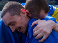 Russland und Ukraine tauschen erneut Gefangene aus. (Archivbild) - Foto: Evgeniy Maloletka/AP/dpa