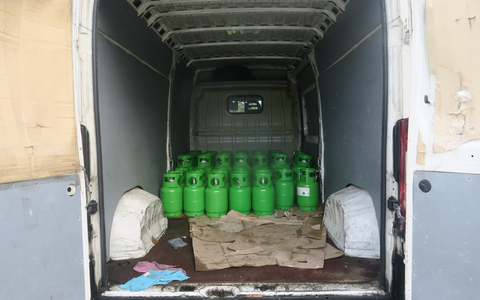 POL-DEL: Autobahnpolizei Ahlhorn: Mangelhafte Ladungssicherung beim Transport von Gefahrgut - Foto: presseportal.de