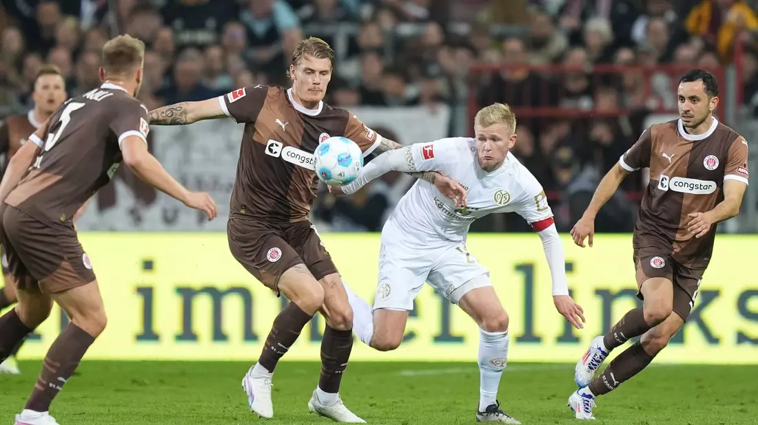 Nach doppeltem Torjubel für Mainz als Havertz-Ersatz zur Nationalmannschaft: Jonathan Burkardt. - Bild: Marcus Brandt/dpa