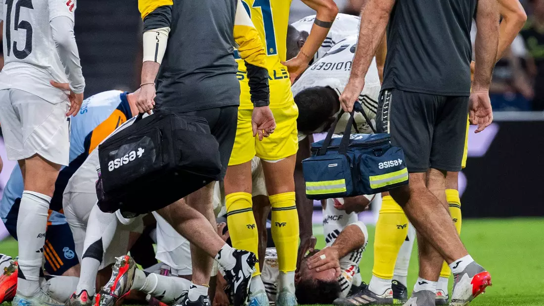 Der Außenbahnspieler bestätigte die Diagnose selbst bei Instagram. - Bild: Alberto Gardin/ZUMA Press Wire/dpa