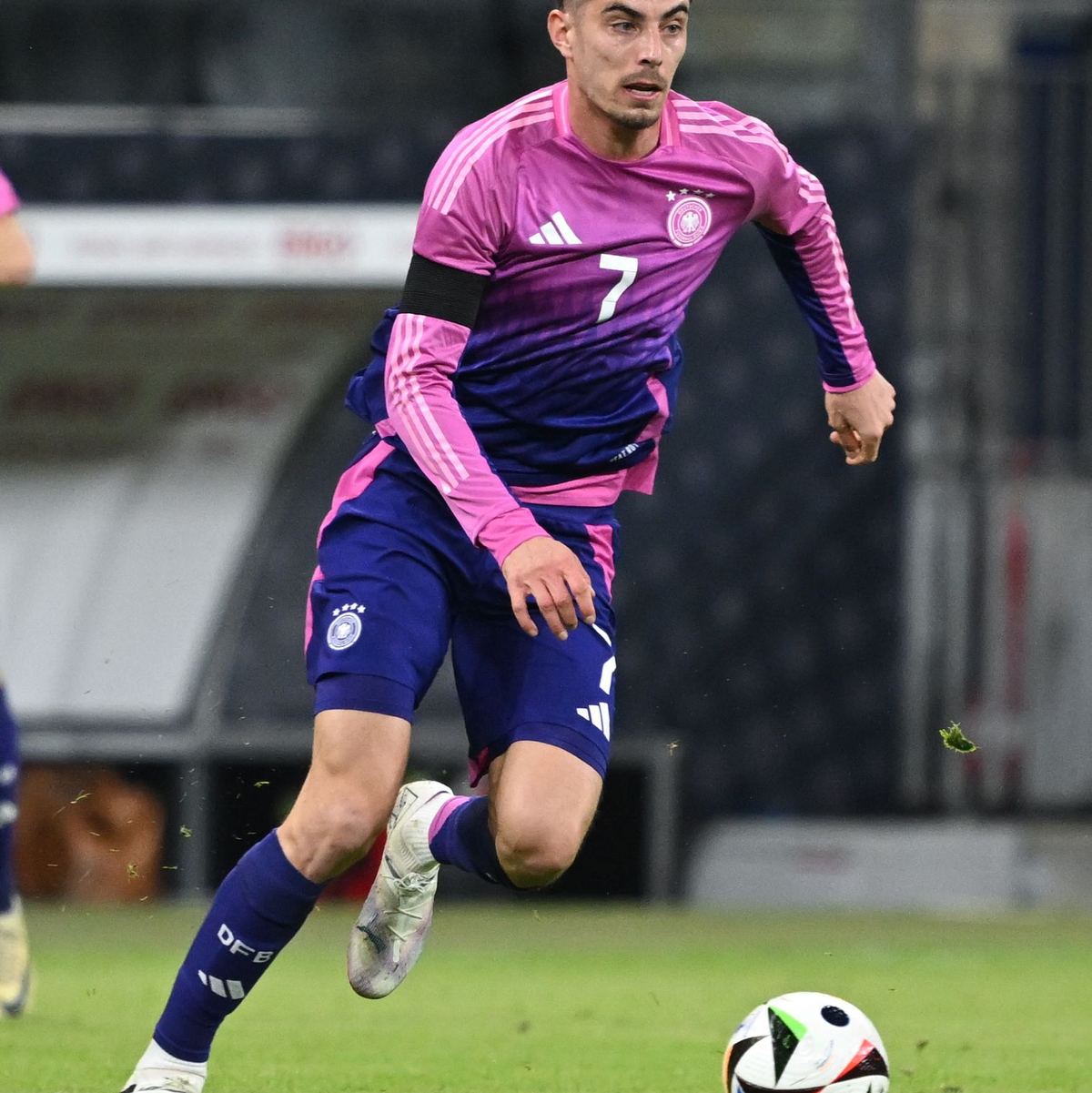 Kai Havertz fällt für die anstehenden Nations-League-Spiele angeschlagen aus.  - Foto: Arne Dedert/dpa