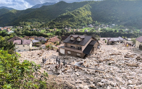 Schwere Fluten und Erdrutsche in Bosnien und Herzegowina, Jablanica isoliert - Help-Nothilfeteams im Einsatz - Foto: presseportal.de