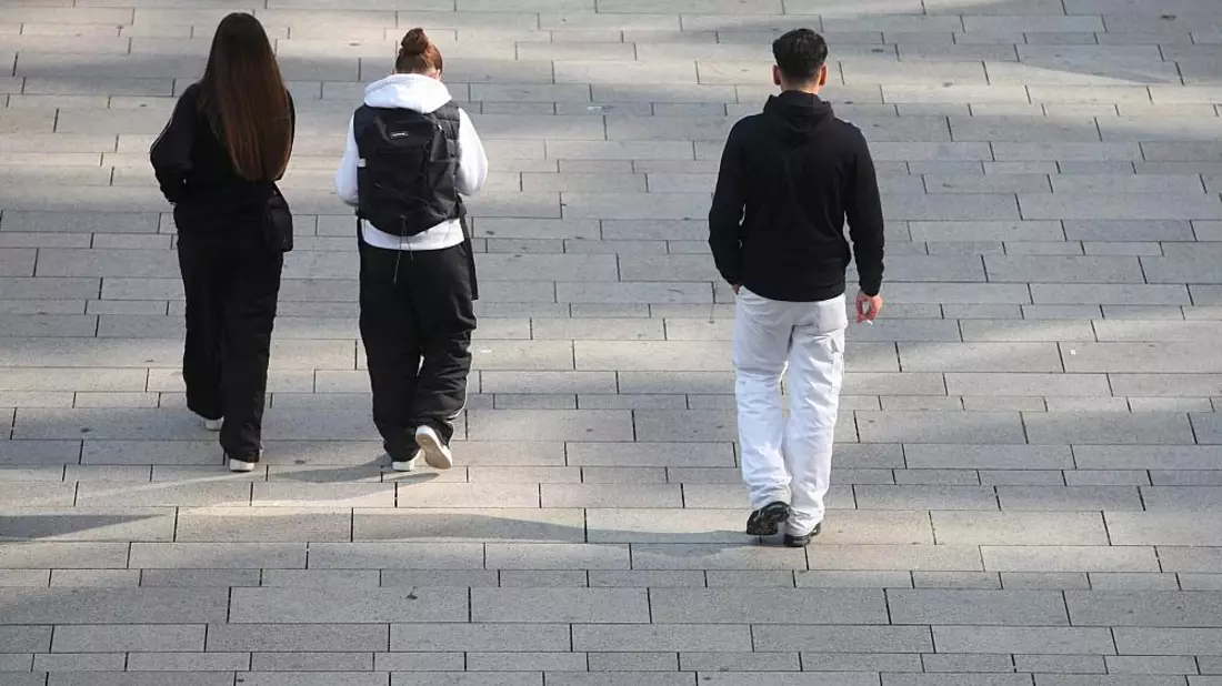 Junge Leute (Archiv) - Bild: über dts Nachrichtenagentur