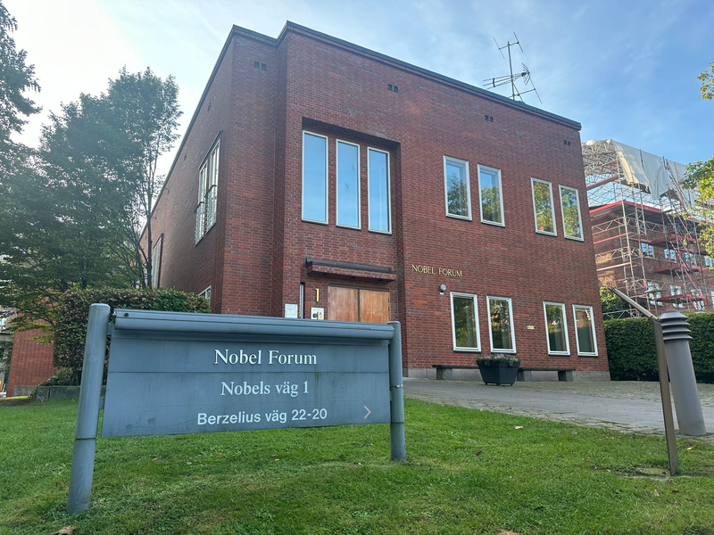 Hier wird am Montag verkündet, wer in diesem Jahr mit dem Medizin-Nobelpreis ausgezeichnet wird. - Foto: Steffen Trumpf/dpa