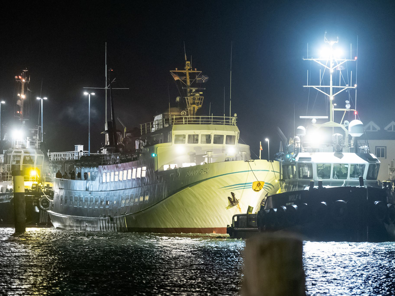 Die «Funny Girl» liegt im Hafen von Büsum. - Foto: Bodo Marks/dpa