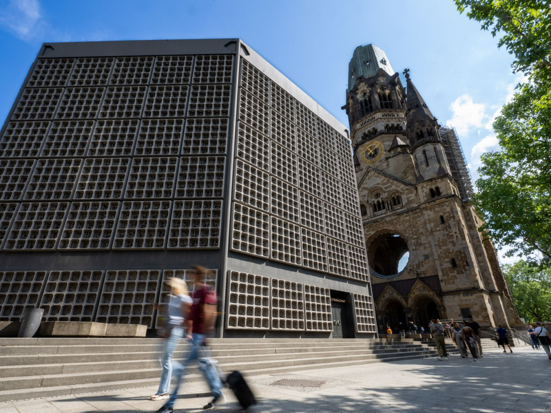 Das Gedenken in Berlin findet in der Gedächtniskirche statt (Archivbild)   - Foto: Monika Skolimowska/dpa