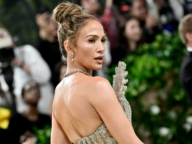 Jennifer Lopez erinnert sich an ihren ersten Auftritt bei den American Music Awards. (Archivfoto) - Foto: Evan Agostini/Invision/AP/dpa