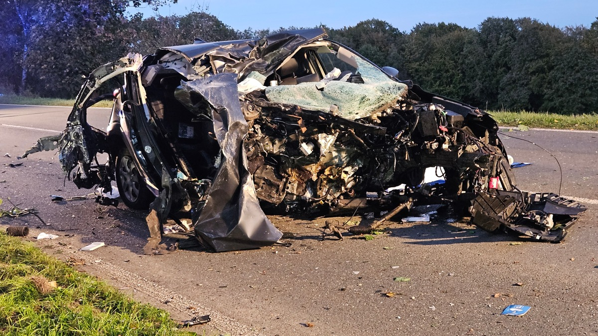 FW-EN: Schwerer Verkehrsunfall auf L 528 - Foto: presseportal.de
