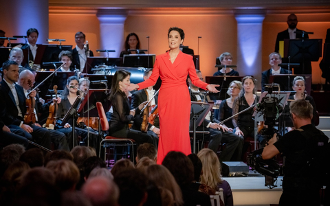 ZDF: Désirée Nosbusch präsentiert den OPUS KLASSIK 2024 mit internationalen Gästen - Foto: presseportal.de ZDF: Désirée Nosbusch präsentiert den OPUS KLASSIK 2024 mit internationalen Gästen - Foto: presseportal.de