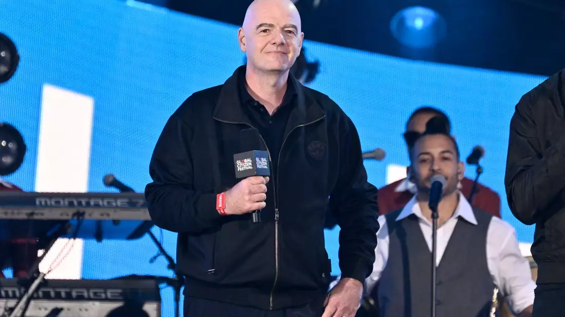FIFA-Chef Gianni Infantino steht vor der neuen Club-WM unter Druck. - Bild: Evan Agostini/Invision/AP/dpa