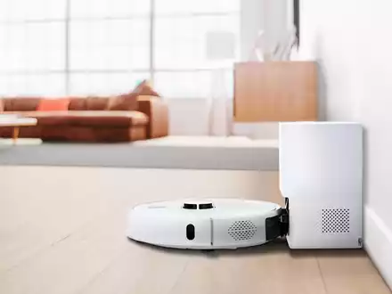 Staub und Schmutz Adieu! Neue Medion-Reinigungsroboter sorgen für ein strahlendes Zuhause / Die neuen Modelle zeichnen sich durch hohe Leistung, Effizienz und Benutzerfreundlichkeit aus - Foto: presseportal.de