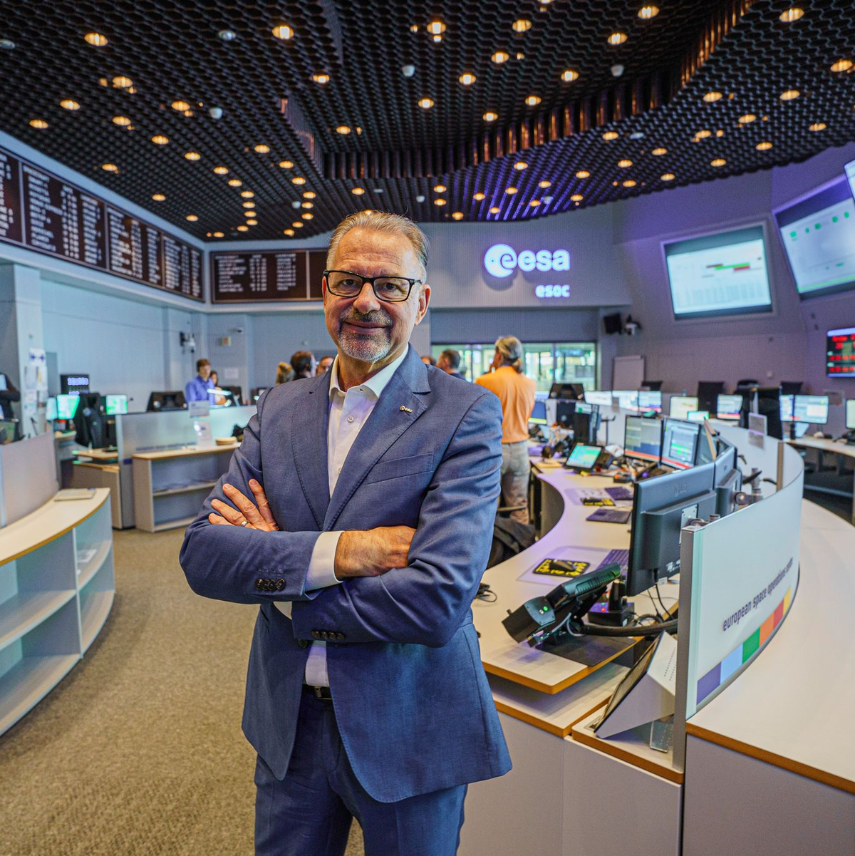 Vor 66 Millionen Jahren löschte wohl ein Asteroid die meisten Dinosaurier aus. Das soll der Menschheit nicht passieren. - Foto: Andreas Arnold/dpa